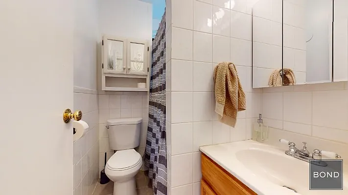 Rented by Bond New York | media 21