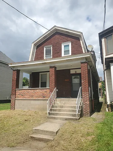 3022 Glen Mawr St Photo 1