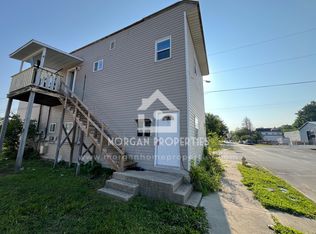 702 W 5th St APT 1, Anderson, IN 46016