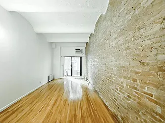 40 East 12th Street