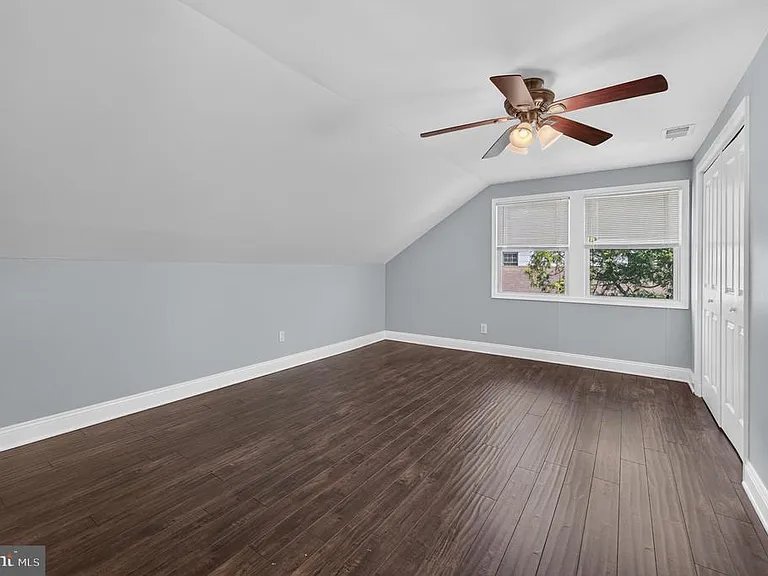 249 Club House Dr — Photo 23