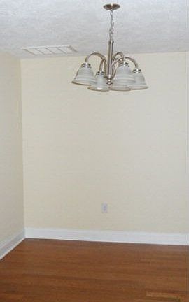 4th image of 2894 Pepperdine Dr