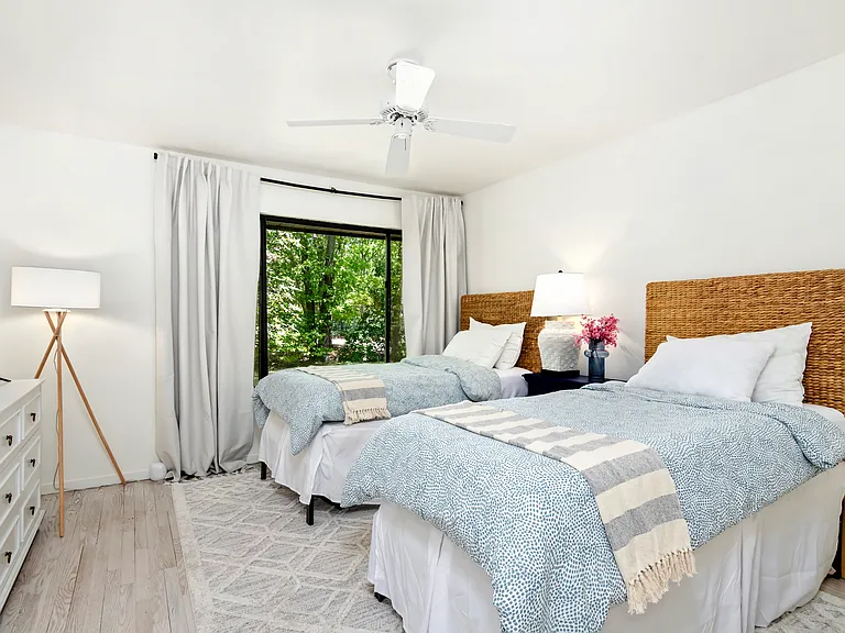 24 N Quarter Rd — Photo 17
