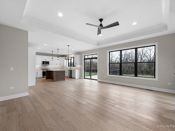 3rd image of 1225 Noble Dr