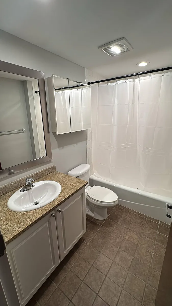 Building Photo - 56 Imlay St #3A