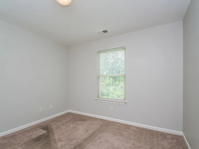 73 Hamil Ct NW — Photo 4