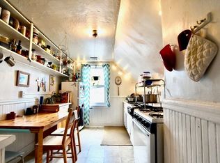 26 Saxton St APT 3, Dorchester, MA 02125