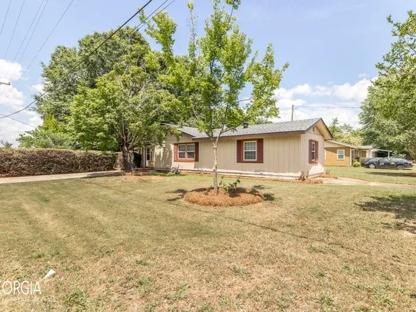 210 Willow Ave, Warner Robins, GA 31093