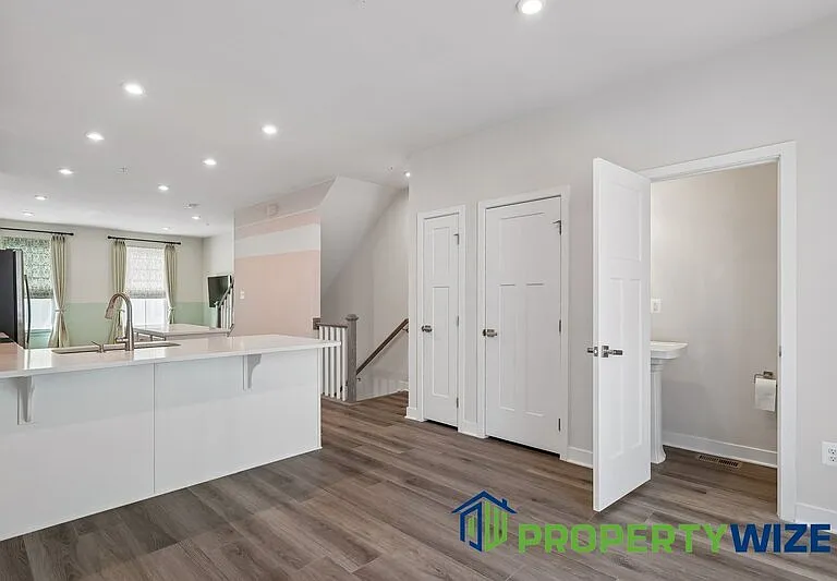 7124 Emaly Jane Ln — Photo 11