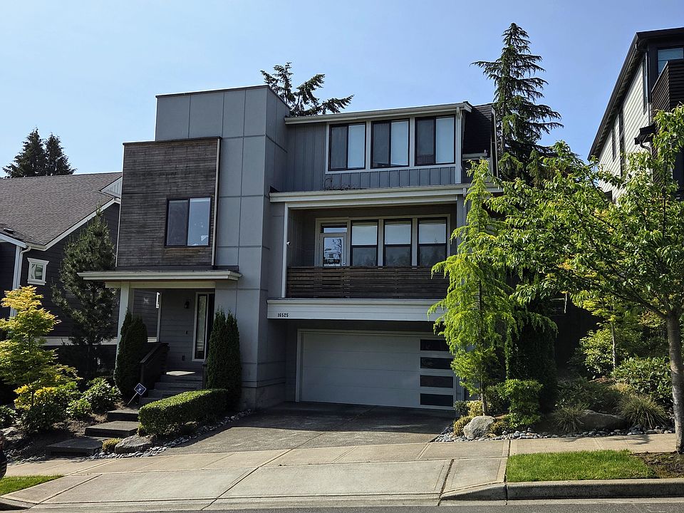 1st image of 16525 NE 47th St