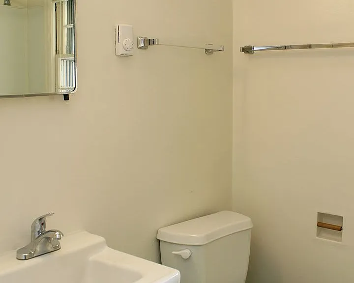 3507 SW 11th Ave — Photo 17