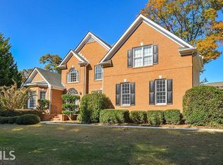 2745 Post Oak Tritt Rd, Marietta, GA 30062