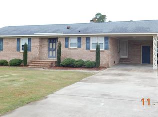 600 W Main St, Pikeville, NC 27863