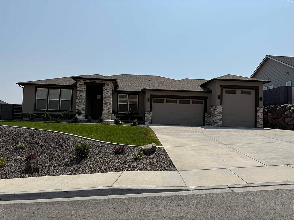 1st image of 2537 Legacy Ln