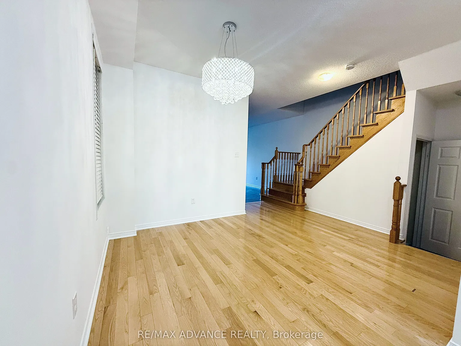 5 bed, $4,250 — Photo 3
