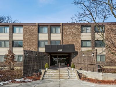450 Raintree Ct Unit 2Q, Glen Ellyn, IL, 60137