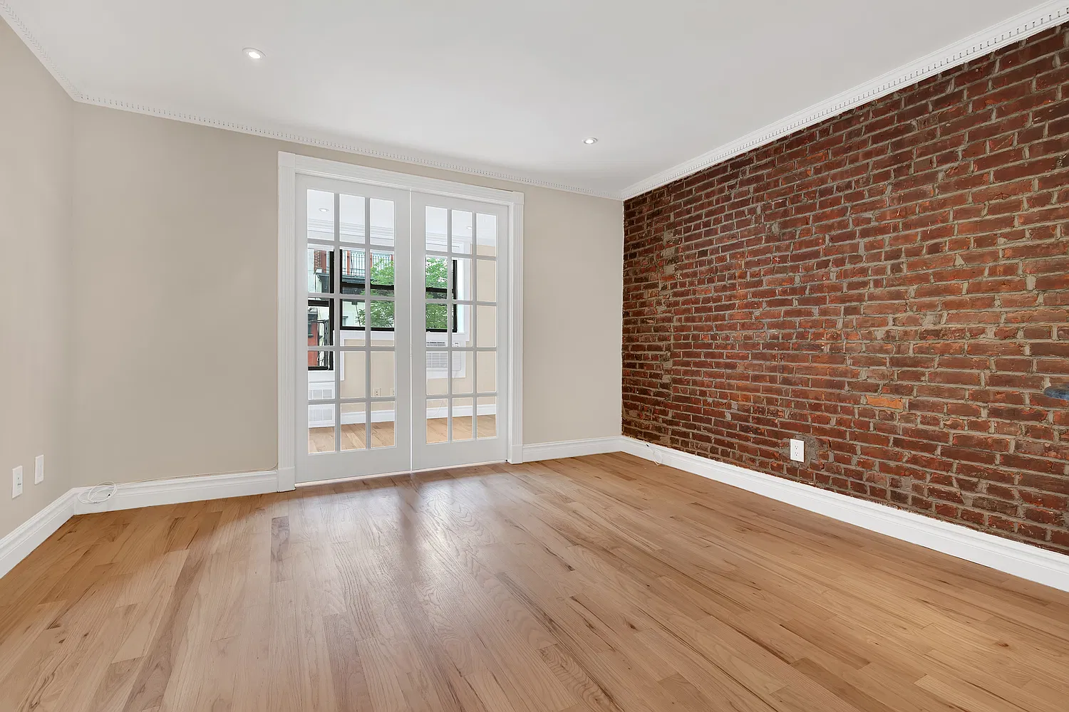 344 East 85th Street — Photo 1