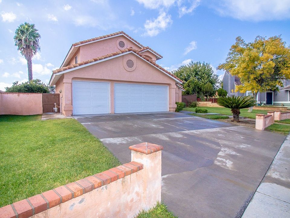 1st image of 39199 Foxglove Cir