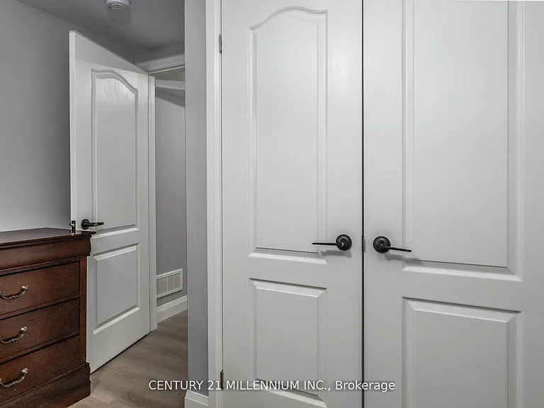 67 Coxworth Cres — Photo 13