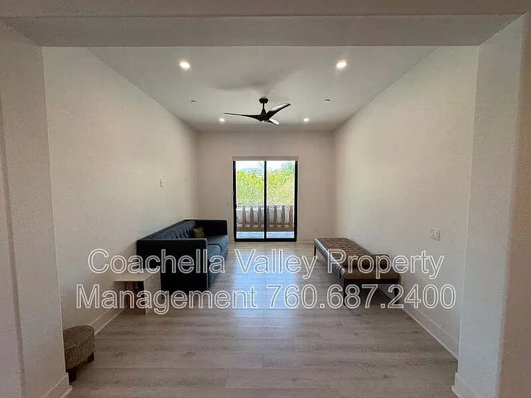 74635 Tesla Dr — Photo 27