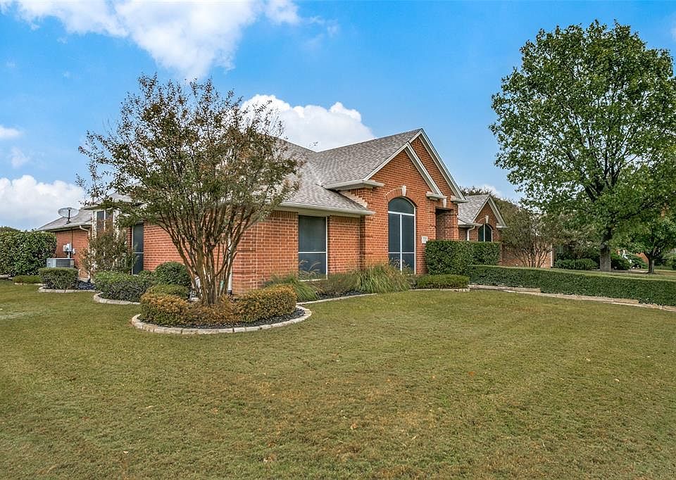 1st image of 1703 Sawtooth Oak Trl