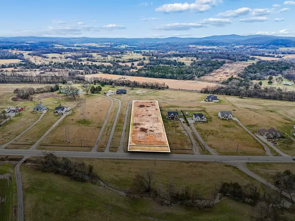 5 Sparta Pike, Lebanon, TN 37090