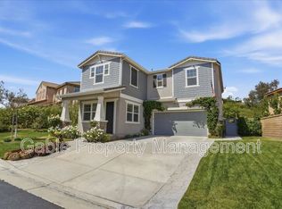 24313 La Montura Dr, Santa Clarita, CA 91354