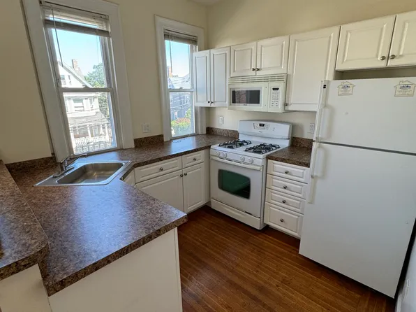 53 Ashford St, Allston, MA