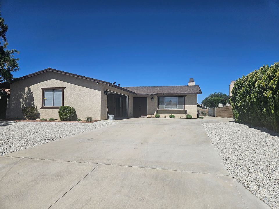 1st image of 12830 Briarcliff Dr