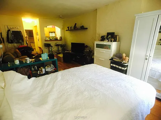 Rented by Town Residential | media 37