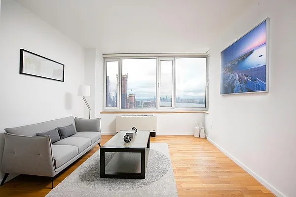 Rented by Keller Williams NYC | media 31