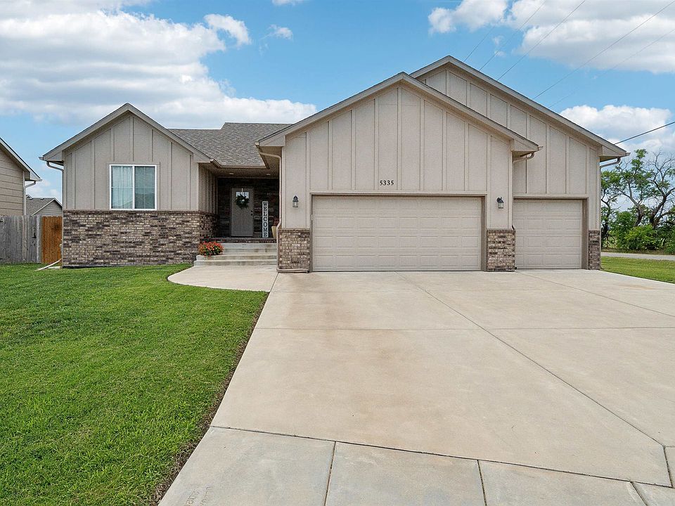 1st image of 5335 N Pebblecreek Ct