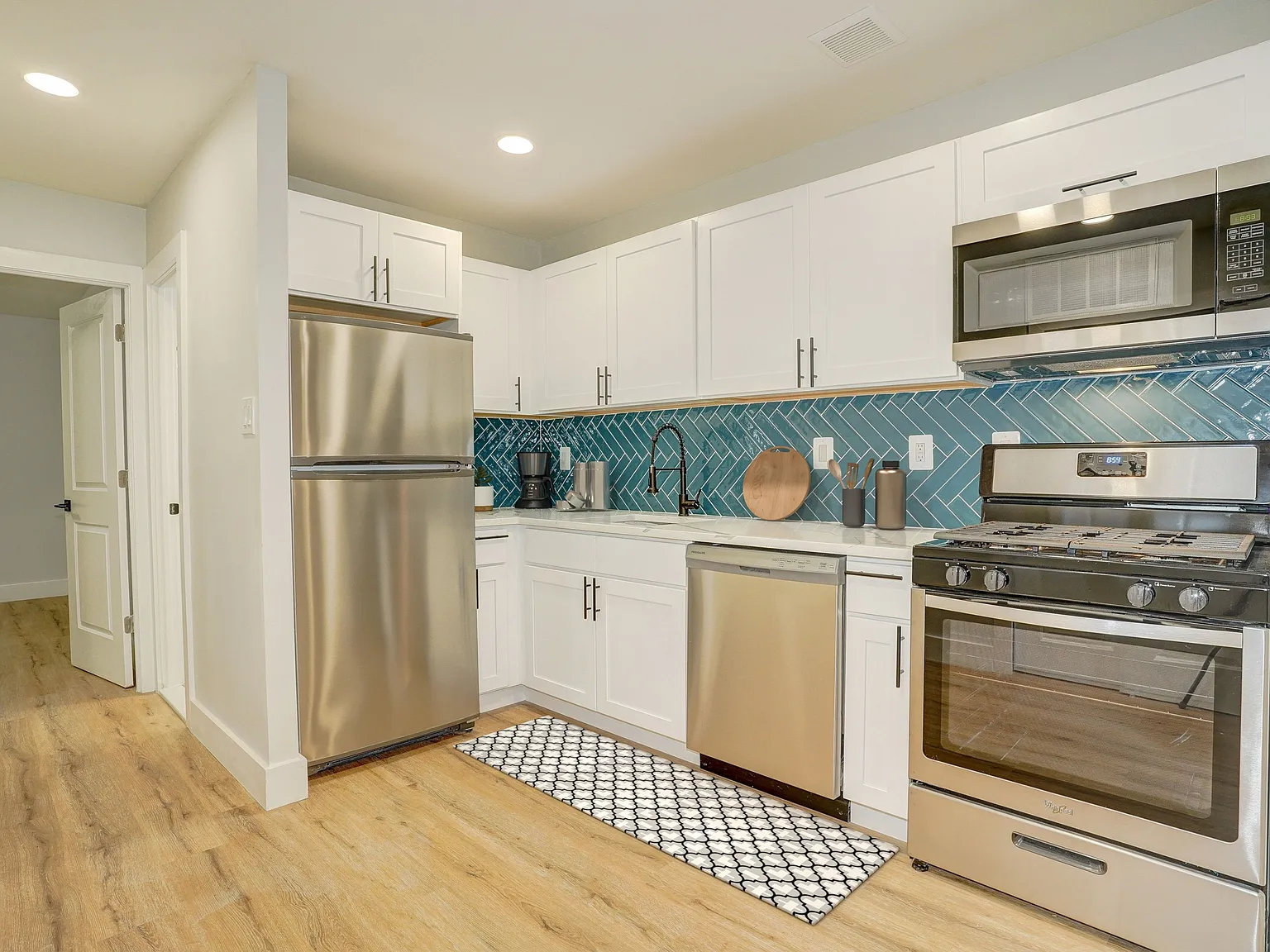 Park Glen Apartments — Photo 4