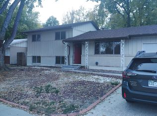 806 N Chelton Rd, Colorado Springs, CO 80909