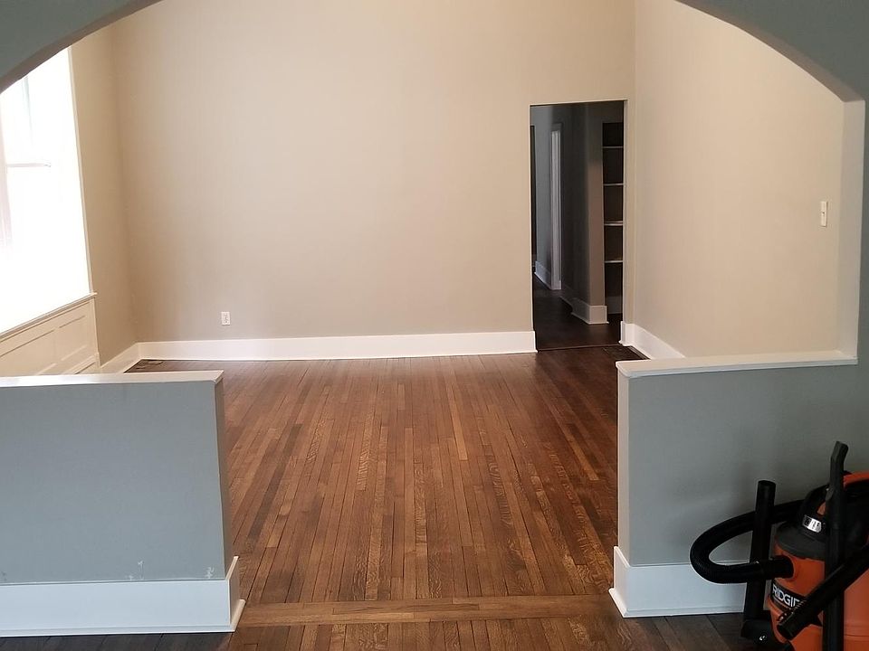 1st image of 1812 S Millard Ave