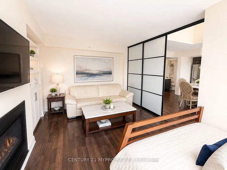 565 Wilson Ave #W1308 — Photo 3