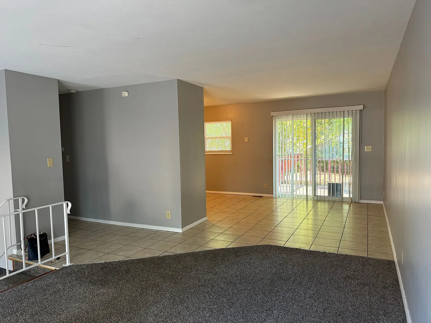 Large Bi-Level Single Family Home in Gahanna — Photo 3