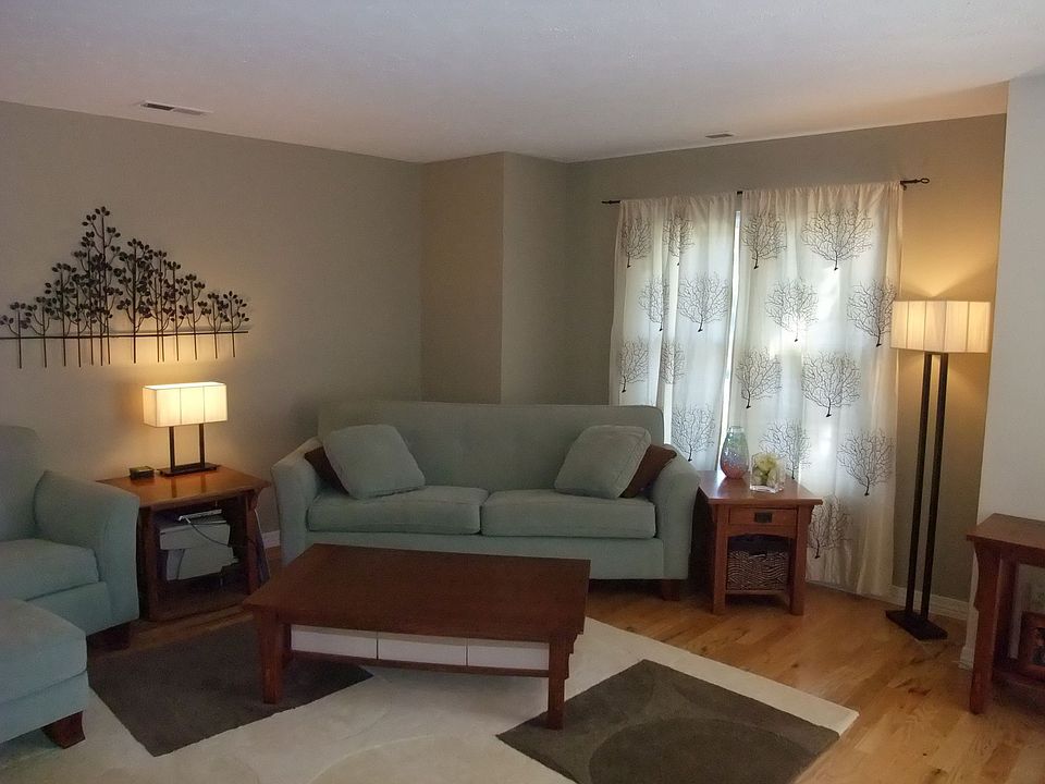 1st image of 7300 Chatham Ct