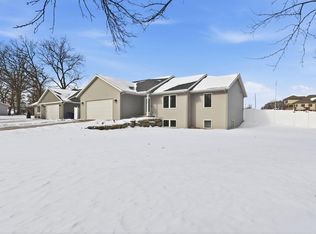 4252 Fox Hills Court, Janesville, WI 53546