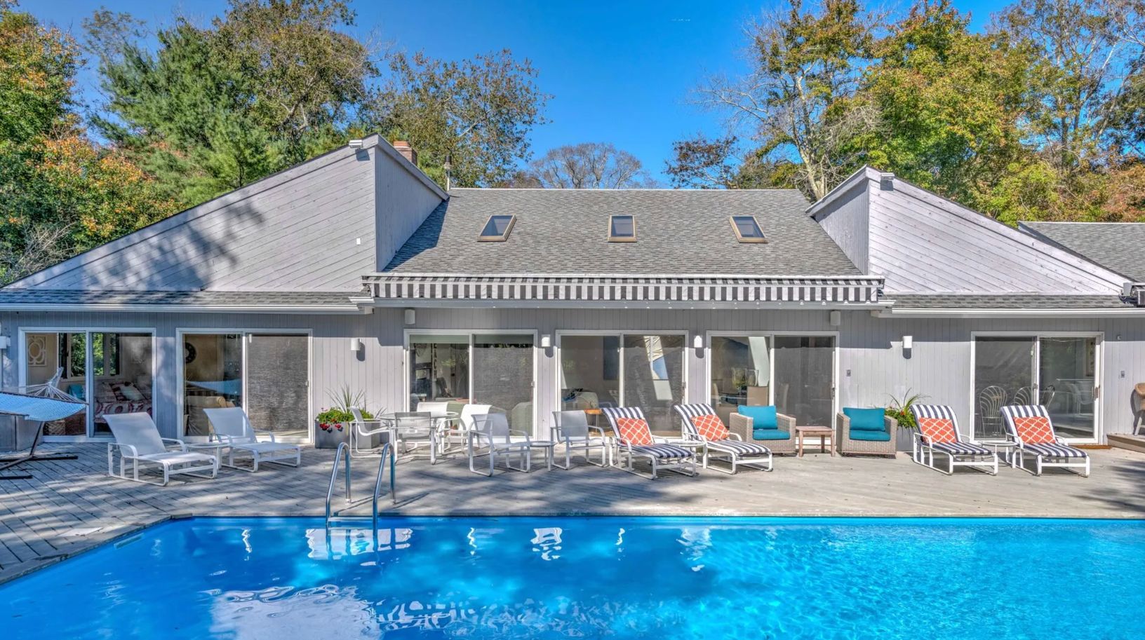  Back of the house with pool