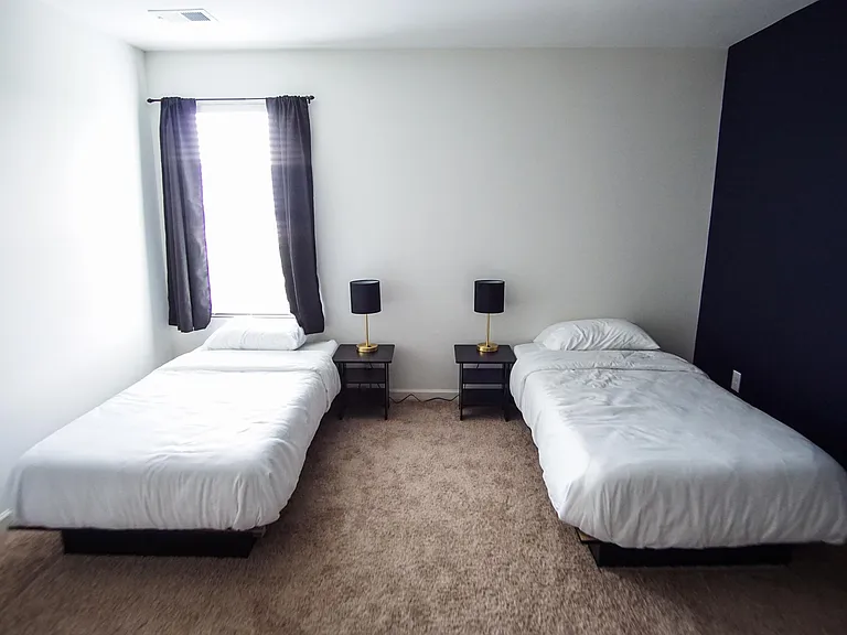 3700 Burlington Dr — Photo 17