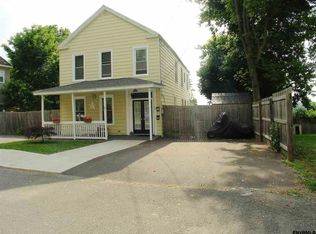 30 Crockett Ave, Troy, NY 12180