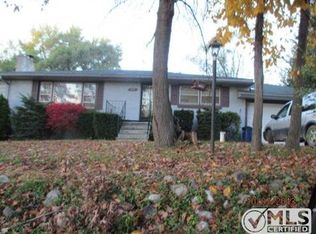 6029 Pinewood Dr, Holly, MI