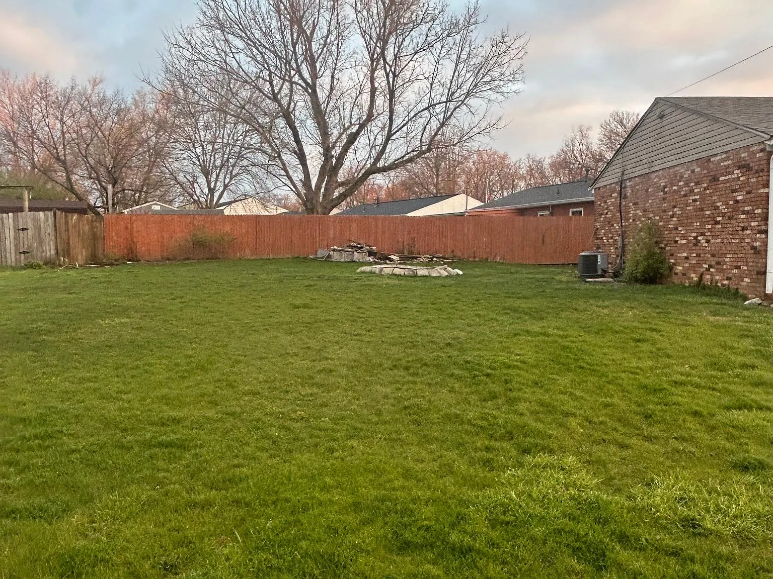 3 bed, 1189 sqft, $1,550 — Photo 3