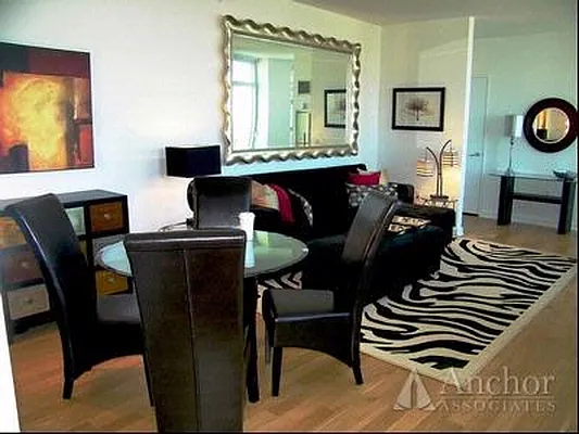 Rented by Anchor Associates | media 27