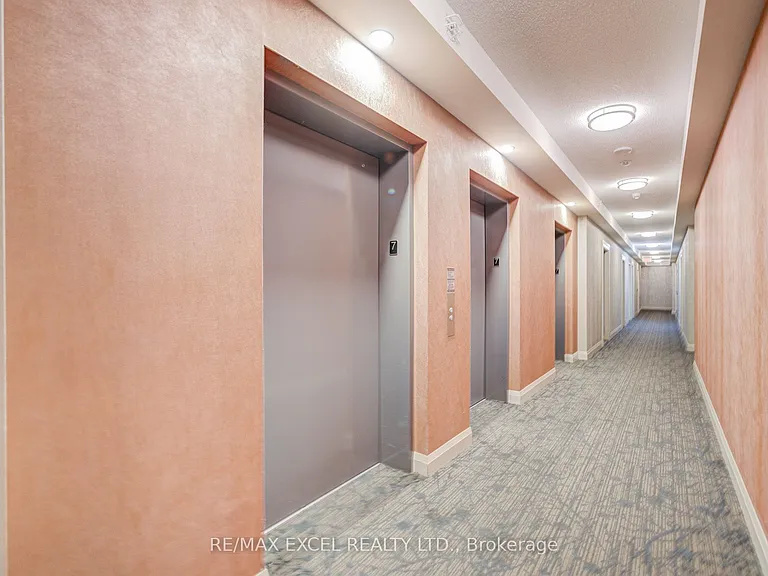 85 N Park Rd S #705 — Photo 5