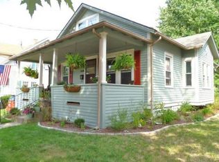 78 Woodmont St, West Springfield, MA 01089