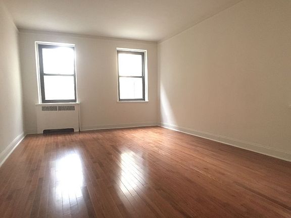 4th image of 499 Fort Washington Ave APT 1E