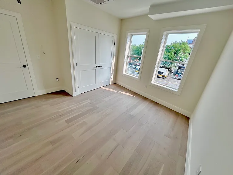 120 Emerson St #2 — Photo 19