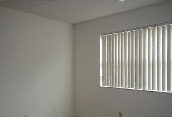 4th image of 7135 NW 179th St APT 103
